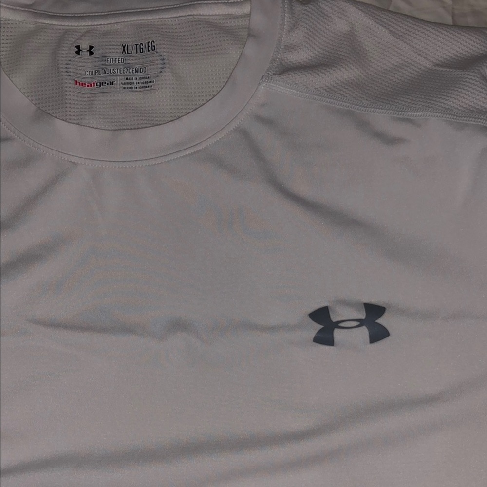 Under Armour - Picture 4 of 4